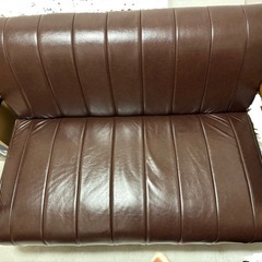 【取引予定者あり】ニトリ　　2人掛けソファ　合皮の画像