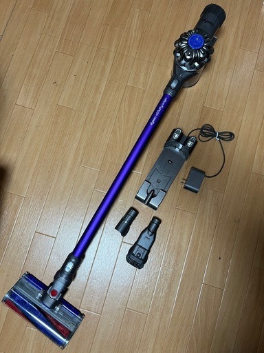 【稼働品】ダイソン Dyson V6 DC74 スティッククリーナー 本体