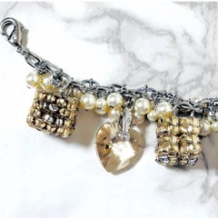 【美品】ANTEPRIMA アンテプリマ バッグチャーム 保存袋付きの画像