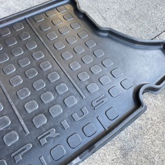 30プリウス 前期後期 ラゲッジマットラゲッジトレイ ラゲッジボードの画像