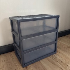 衣装ケース３段の画像