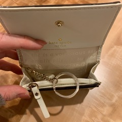 ケイトスペイドの財布の画像
