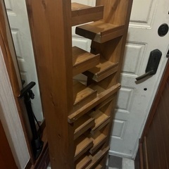 木製一枚板の飾り棚の画像