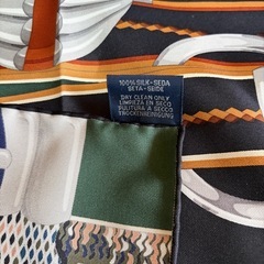 新品未使用　HERMES シルクスカーフ　札幌大丸店購入　正規品の画像