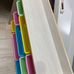 キッズ収納棚の画像