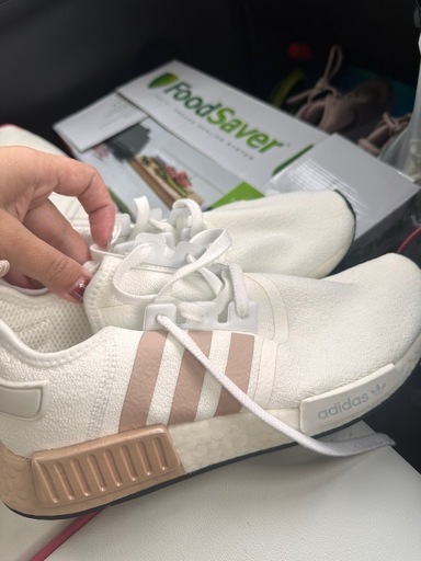 Adidasシューズ Nmd_R1  white ash pearl