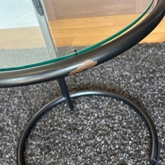 アジャスタブルテーブルの画像