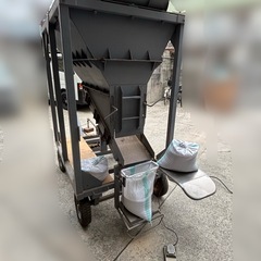 自動砂入れ機 土嚢作成機　ホッパー　の画像
