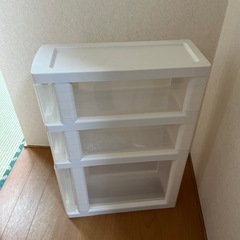 収納ラックの画像