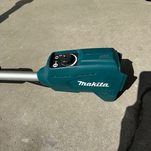292 充電式草刈機 makita14.4V本体のみ