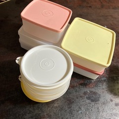 タッパーウェア　お手頃サイズの画像