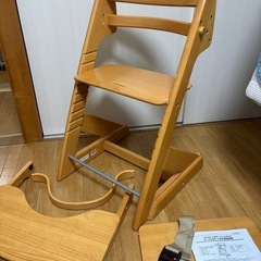 【受付終了】コンビミニ  ベビーチェア　子供椅子   の画像