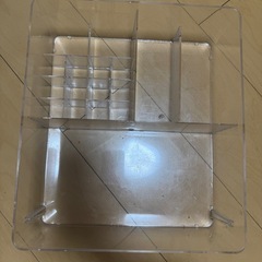 メイク道具入れの画像