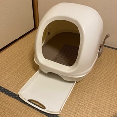 【お取引中】猫用　トイレ&爪とぎの画像
