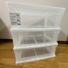 クローゼットチェスト
3段 クリア キャスター付きの画像