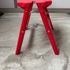 美品　小さい踏み台 赤 150kg耐荷重の画像