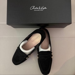 チャールズアンドキース ローファーの画像