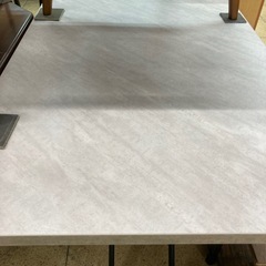 リユースマン倉敷、ダイニングテーブル、グレーブラック、テーブルの画像