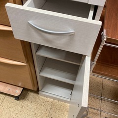 リユースマン倉敷、スリム食器棚、ホワイト、キッチン、収納の画像