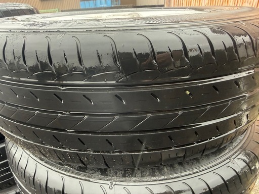 Nissan  XTrail 四シーズンタイヤー　4本セット　215/65R16 98H