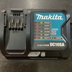 マキタバッテリーBL1015・充電器DC10SAセット   リサイクルショップ宮崎屋　26.3.3の画像
