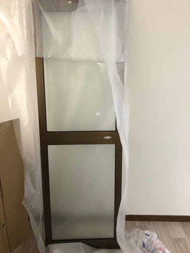 LIXIL ロンカラーガラスドア