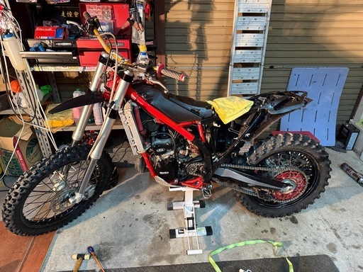 beta  x-trainer 300 モトクロス　交換可　エンデューロ　林道