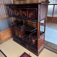 茶ダンスの画像