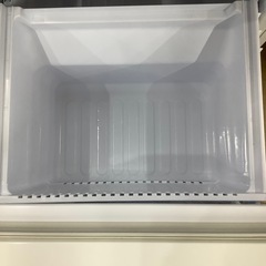 【トレファクラパーク岸和田店】2019年製　 2ドア冷蔵庫　SHARP （6ヶ月保証付）の画像