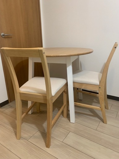 IKEA 丸テーブル、椅子セット