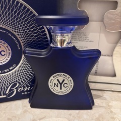 ボンドナンバーナイン　香水の画像