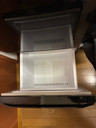 【美品】2019年 三菱電機 MITSUBISHI ELECTRIC MR-P15D-B [冷蔵庫 （146L・右開き） 2ドア サファイアブラック]