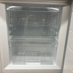 IRIS OHYAMA2ドア冷蔵庫のご紹介です。の画像