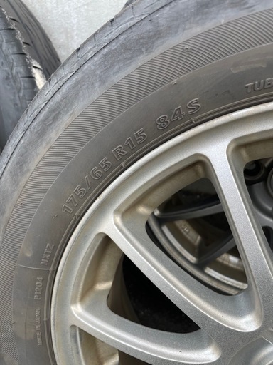 15インチ　ブリジストン　　175/65R15