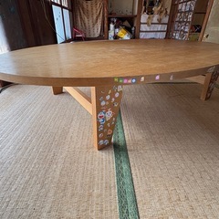 テーブル　楕円形の画像