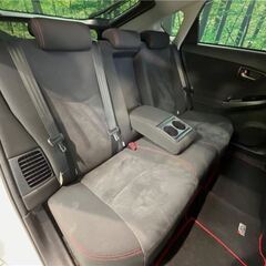 ＼誰でも車が買える次世代低与信ローン専門店／ 安心の１年保証付き 距離無制限！中古車販売 カーメル山梨店　平成２６年　トヨタ　プリウス　117,120㌔の画像