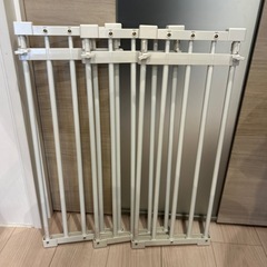 突っ張り棚　突っ張り棒の画像