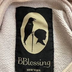 パーカー　薄紫の画像