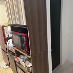 食器棚の画像