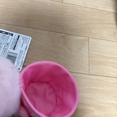 エスターバニーぬいぐるみ付き小物入れの画像