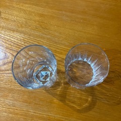 コップ2つの画像