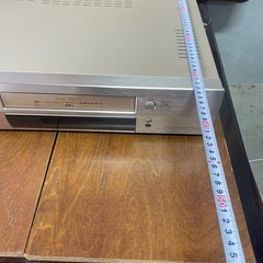 DVR-1000 VHSプレーヤー シルバーの画像
