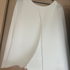 ブラウスチェーンつきセットアップLサイズ
の画像