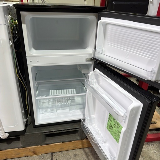 F37 2024年製 
COMFEE' 冷蔵庫 90L 幅47.8cm 2ドア 右開き コンパクト 耐熱天板 スリム 小型 1人暮らし RCT90BL(E) ブラック