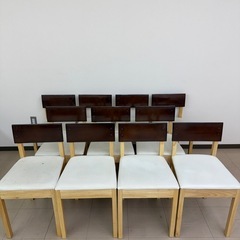 ダイニングチェア11脚セットの画像