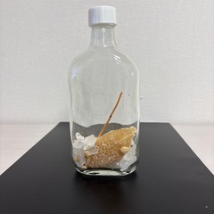 オリジナルカクテル作り　ガラス瓶の画像