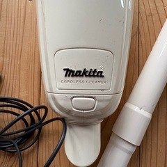 マキタ 充電式クリーナ CL105DW ラウンドブラシの画像