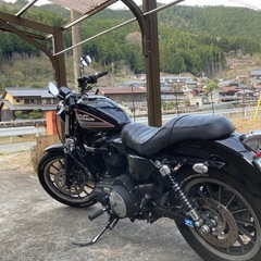 ハーレーダビッドソン スポーツスターXL883Rヘルメット、インカム等付の画像