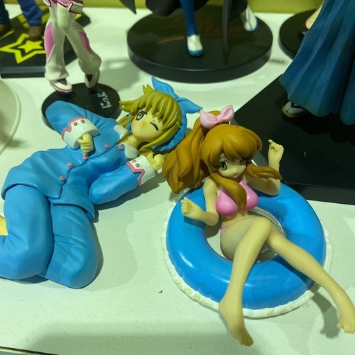 フィギュア
