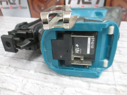 マキタ makita ST421D 充電式タッカ 中古品 本体のみ 18V 4mm×13～25mm 【ハンズクラフト宜野湾店】